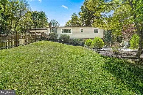 Exterior - 7804 Horseshoe Ct, Frederick, MD 21701 photo 11 of 16