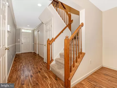5261 Bamburg Ct, Frederick, MD 21703 photo 9