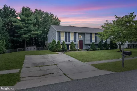 206 Burlington Ave, Walkersville, MD 21793