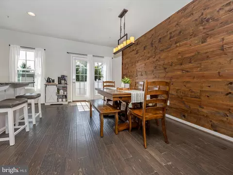 Dining - 5915 Shepherd Ln, Frederick, MD 21704 photo 4 of 4