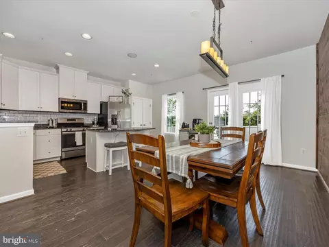 Dining - 5915 Shepherd Ln, Frederick, MD 21704 photo 3 of 4