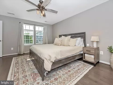 Bedroom - 5915 Shepherd Ln, Frederick, MD 21704 photo 1 of 7