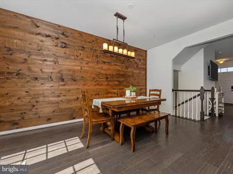 Dining - 5915 Shepherd Ln, Frederick, MD 21704 photo 2 of 4