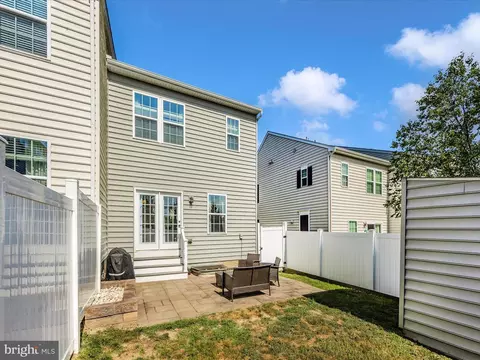 Exterior - 5915 Shepherd Ln, Frederick, MD 21704 photo 5 of 10