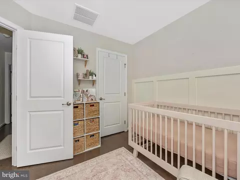 Bedroom - 5915 Shepherd Ln, Frederick, MD 21704 photo 7 of 7