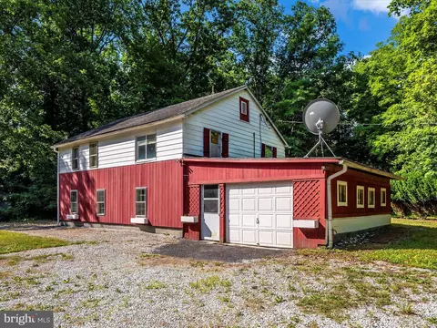 7107 Friends Creek Rd, Emmitsburg, MD 21727