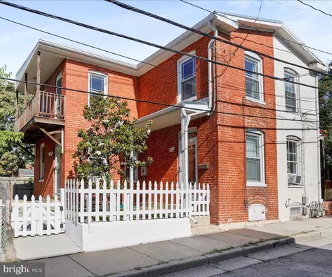 9 N Wisner St, Frederick, MD 21701 photo 2