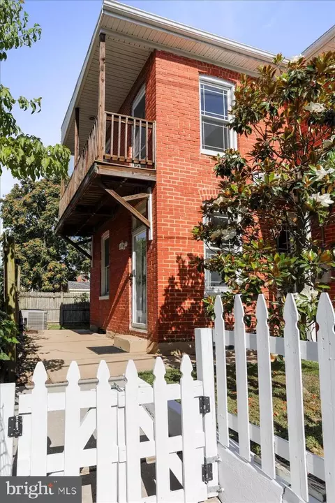9 N Wisner St, Frederick, MD 21701 photo 3