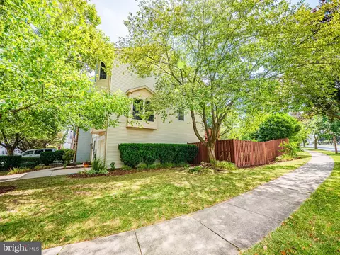 2000 Malvern Way, Frederick, MD 21702 photo 3