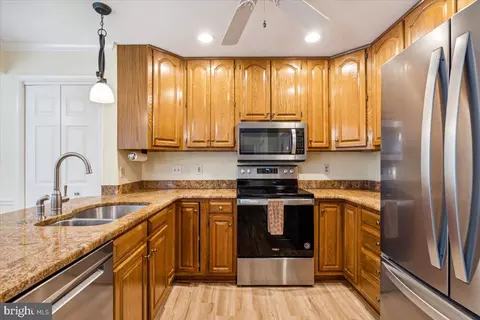 Kitchen - 2375 Bear Den Rd, Frederick, MD 21701 photo 2 of 5