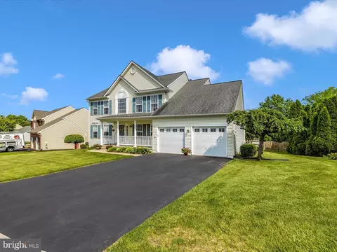 Exterior - 2408 Steepleview Ct, Frederick, MD 21702 photo 4 of 21