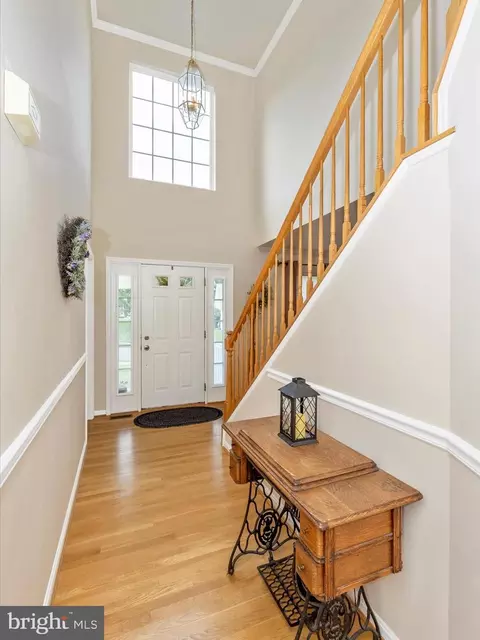 Entry Way - 2408 Steepleview Ct, Frederick, MD 21702 photo 2 of 4