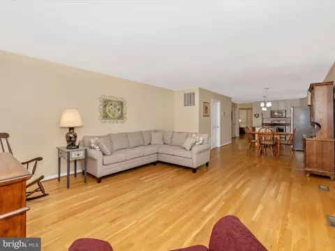 Living - 2408 Steepleview Ct, Frederick, MD 21702 photo 5 of 6