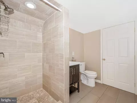 Bath - 1701 Wheyfield Dr, Frederick, MD 21701 photo 6 of 6