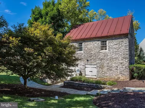 Exterior - 1701 Wheyfield Dr, Frederick, MD 21701 photo 20 of 24