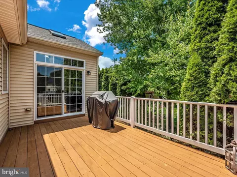 Exterior - 1701 Wheyfield Dr, Frederick, MD 21701 photo 7 of 24