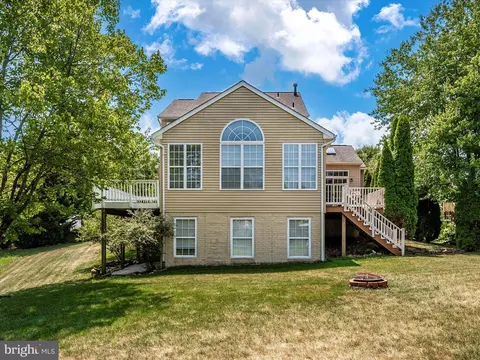 Exterior - 1701 Wheyfield Dr, Frederick, MD 21701 photo 3 of 24