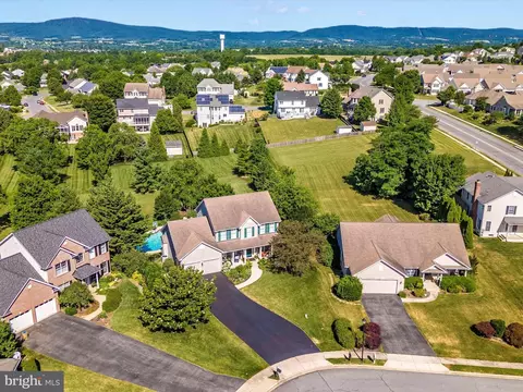 6 Ashky Ct, Middletown, MD 21769