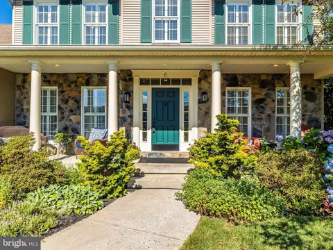 6 Ashky Ct, Middletown, MD 21769 photo 4