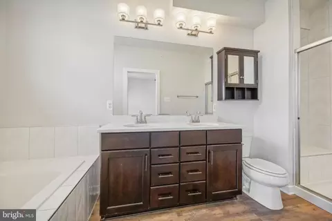 Bath - 1107 Lawler Dr, Frederick, MD 21702 photo 1 of 3