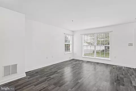 6136 Baldridge Cir, Frederick, MD 21701 photo 2