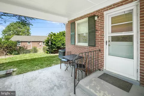 Exterior - 921 Cherokee Trl, Frederick, MD 21701 photo 11 of 17