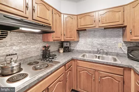 Kitchen - 921 Cherokee Trl, Frederick, MD 21701 photo 1 of 1