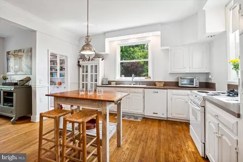 Kitchen - 300 E Main St, Middletown, MD 21769 photo 4 of 4