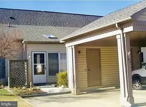 109 Charleston Ln, Frederick, MD 21702 photo 2