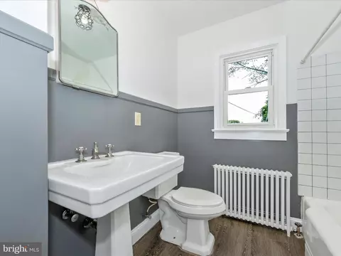 Bath - 12 E 14th St, Frederick, MD 21701 photo 2 of 4