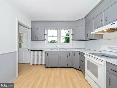 Kitchen - 12 E 14th St, Frederick, MD 21701 photo 5 of 7
