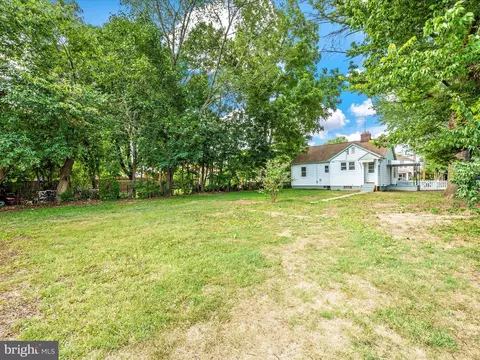 Exterior - 12 E 14th St, Frederick, MD 21701 photo 12 of 17