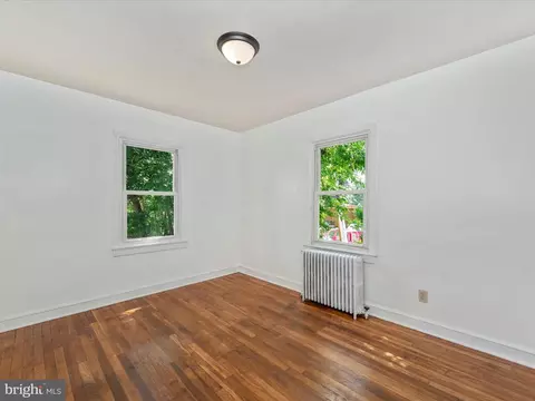 Bedroom - 12 E 14th St, Frederick, MD 21701 photo 6 of 9