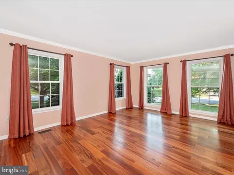 Living - 9014 Spring Meadow Cir, Frederick, MD 21701 photo 5 of 12