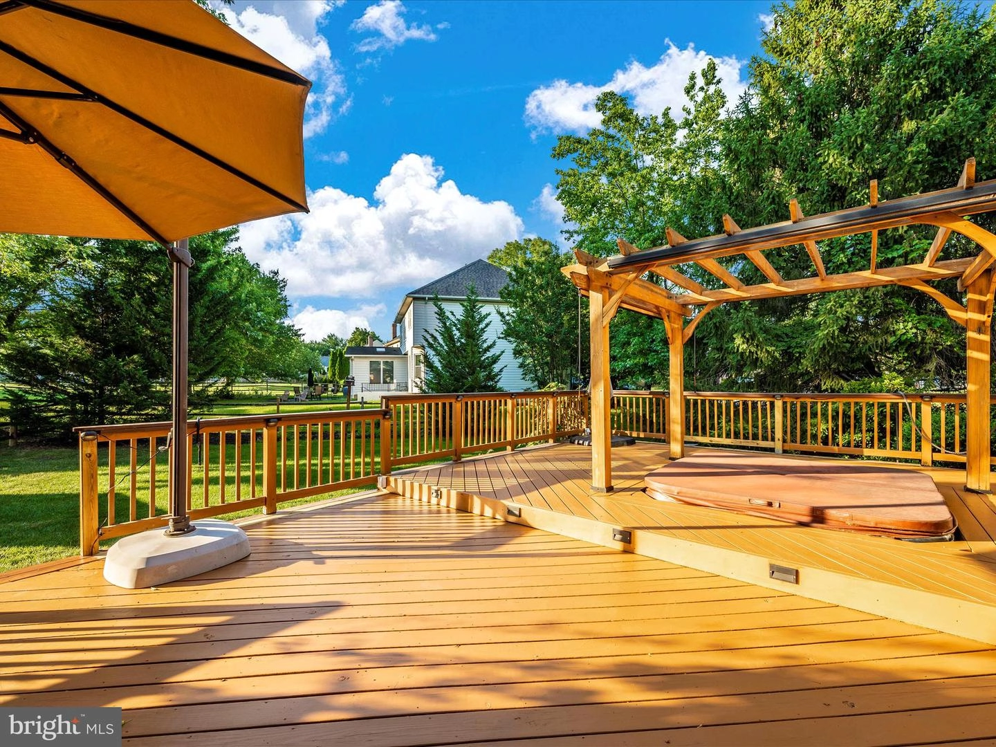 Exterior - 9014 Spring Meadow Cir, Frederick, MD 21701 photo 11 of 26