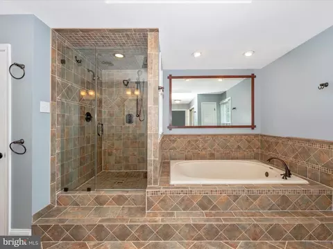 Bath - 9014 Spring Meadow Cir, Frederick, MD 21701 photo 8 of 12