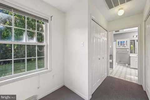 Entry Way - 6131 Long Branch Rd, Frederick, MD 21701 photo 3 of 7