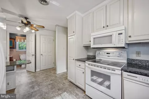 Kitchen - 6131 Long Branch Rd, Frederick, MD 21701 photo 3 of 4