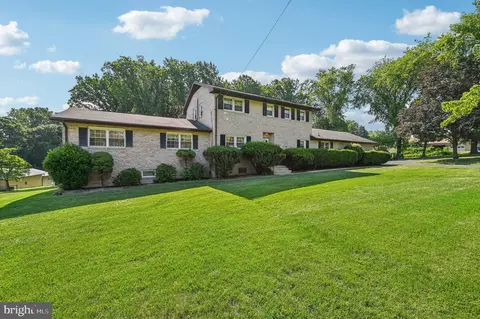 6131 Long Branch Rd, Frederick, MD 21701