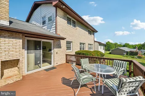 Exterior - 6131 Long Branch Rd, Frederick, MD 21701 photo 4 of 13