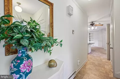 Entry Way - 6131 Long Branch Rd, Frederick, MD 21701 photo 2 of 7