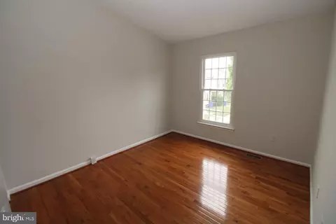 Bedroom - 5040 Merganser Ct, Frederick, MD 21703 photo 6 of 6