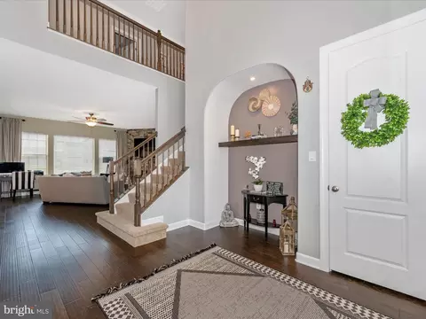 Entry Way - 8468 Pine Bluff Rd, Frederick, MD 21704 photo 3 of 8