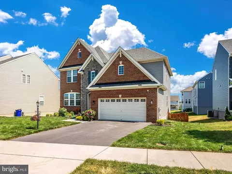 Exterior - 8468 Pine Bluff Rd, Frederick, MD 21704 photo 17 of 31