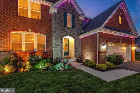Exterior - 8468 Pine Bluff Rd, Frederick, MD 21704 photo 2 of 31