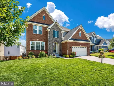 Exterior - 8468 Pine Bluff Rd, Frederick, MD 21704 photo 15 of 31