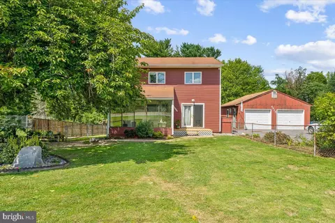 6936 Linganore Rd, Frederick, MD 21701 photo 2