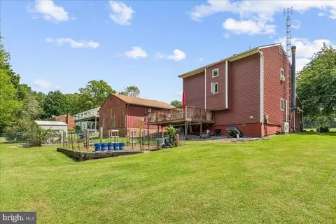 6936 Linganore Rd, Frederick, MD 21701 photo 4