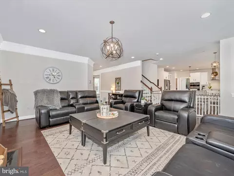 Living - 6436 Dresden Pl, Frederick, MD 21701 photo 3 of 5
