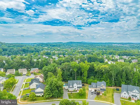 View/Area - 6436 Dresden Pl, Frederick, MD 21701 photo 12 of 13